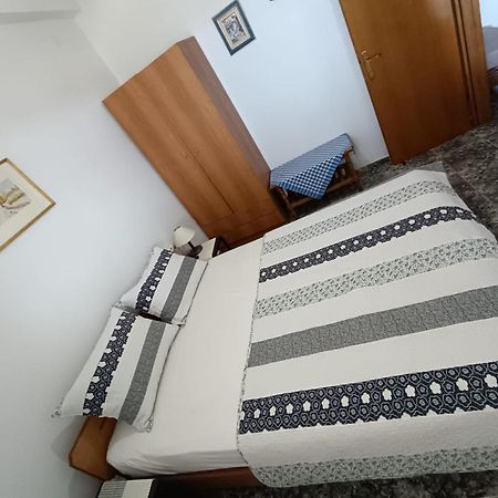 Peristerianos Apartments Néa Szkióni Kültér fotó