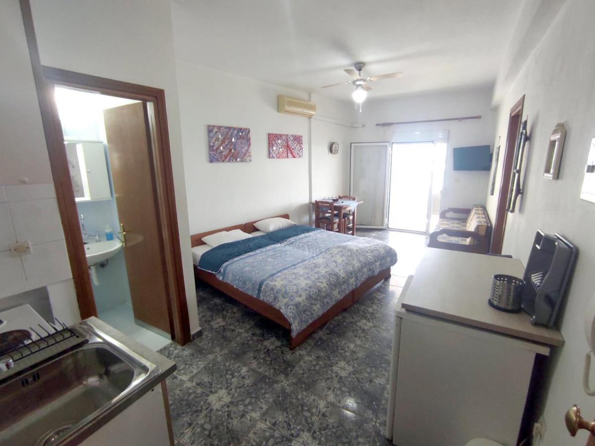 Peristerianos Apartments Néa Szkióni Kültér fotó