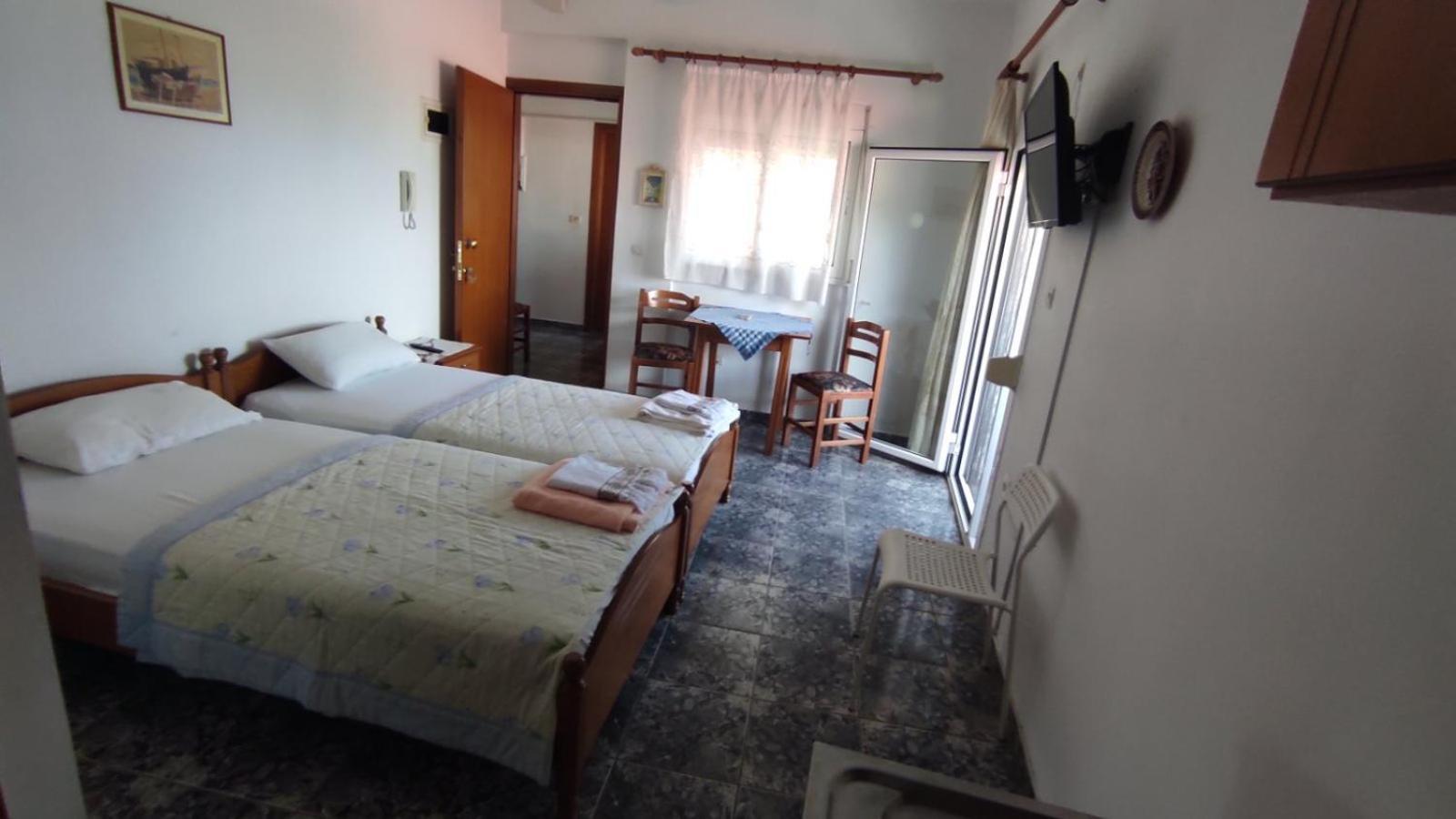 Peristerianos Apartments Néa Szkióni Kültér fotó