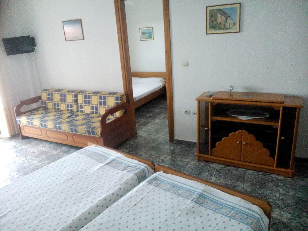 Peristerianos Apartments Néa Szkióni Kültér fotó